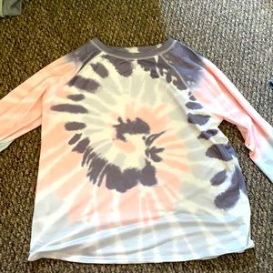 Long sleeve tshirt